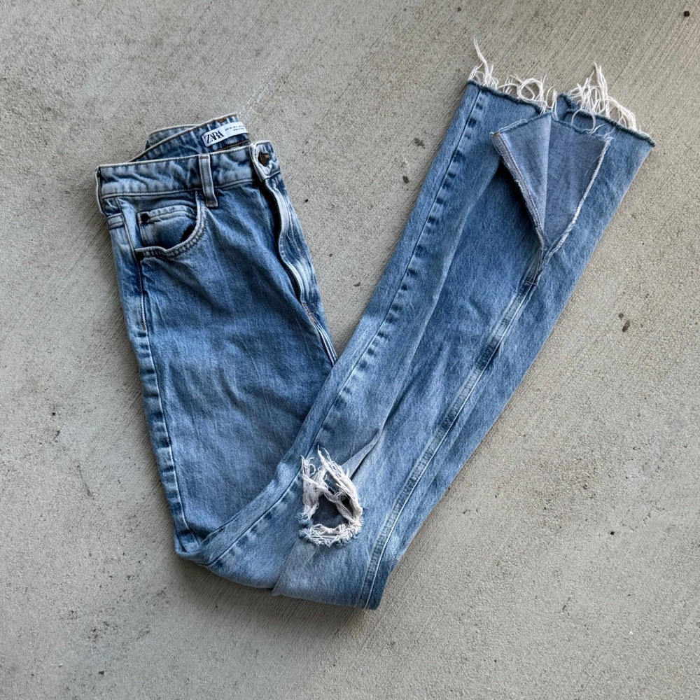 Zara Distressed Hi-Rise Straight Leg Jeans Women's 4 Blue Denim Slit Hem Acid - Picture 10 of 13
